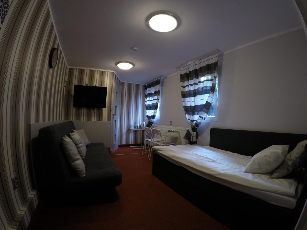 Ventana Free Parking Sniadanie W Cenie Bed & Breakfast Poznaň